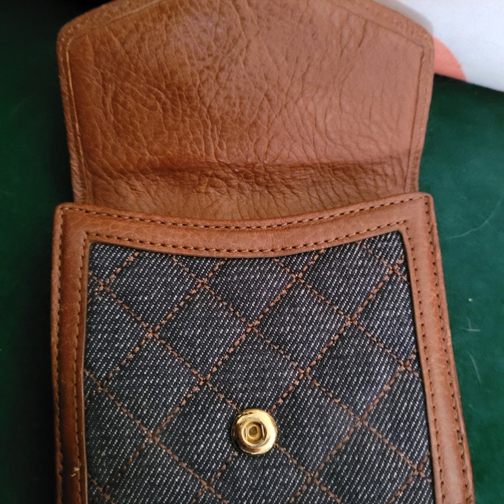 Vintage burberry wallet